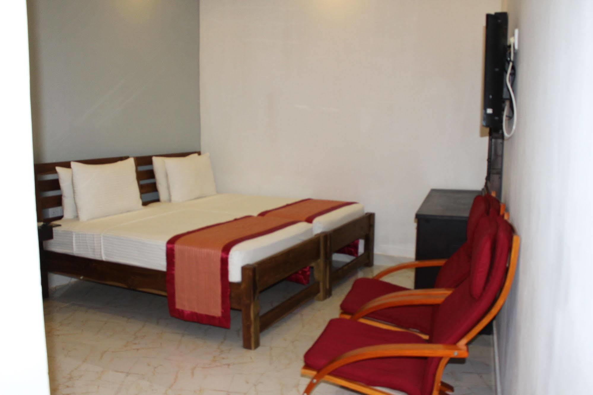 Avasta Resort And Spa Anuradhapura Exterior foto