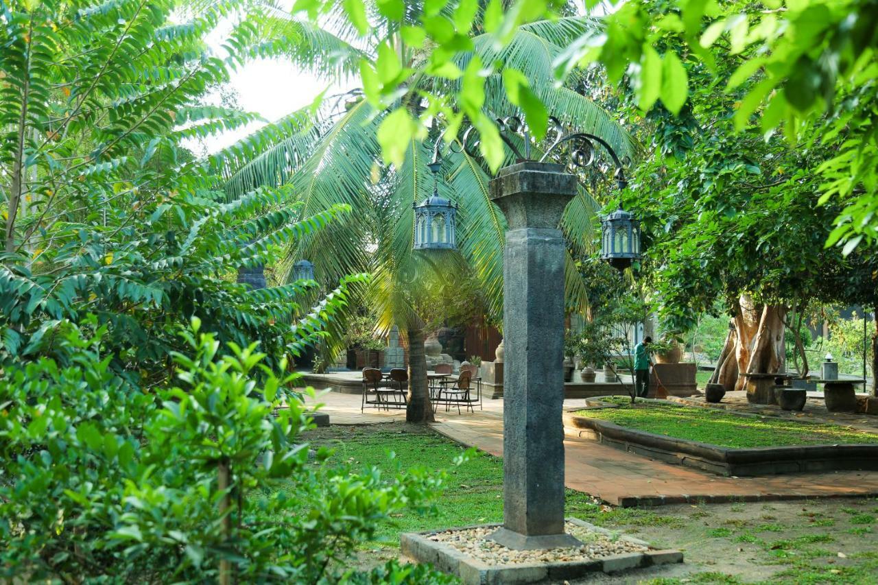 Avasta Resort And Spa Anuradhapura Exterior foto